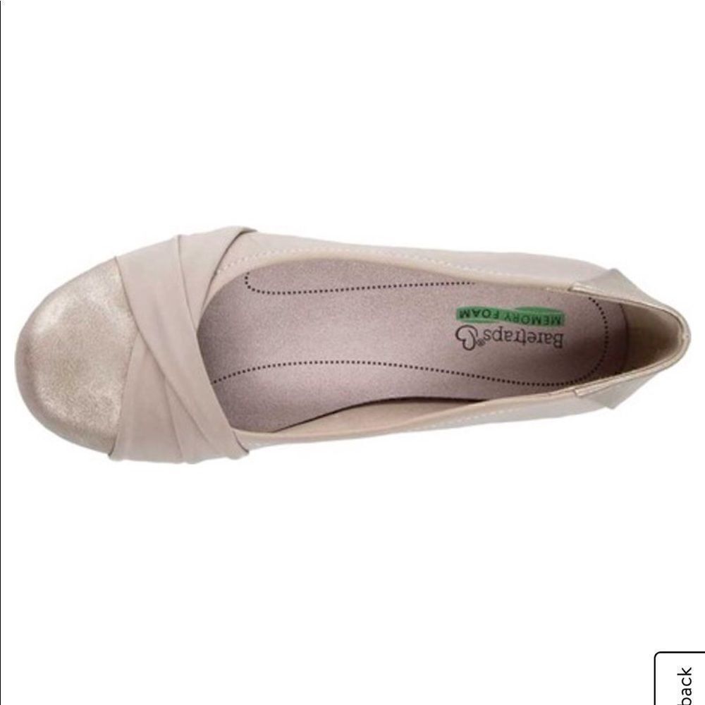 Bare traps hidden wedge, foam soles metallic flats